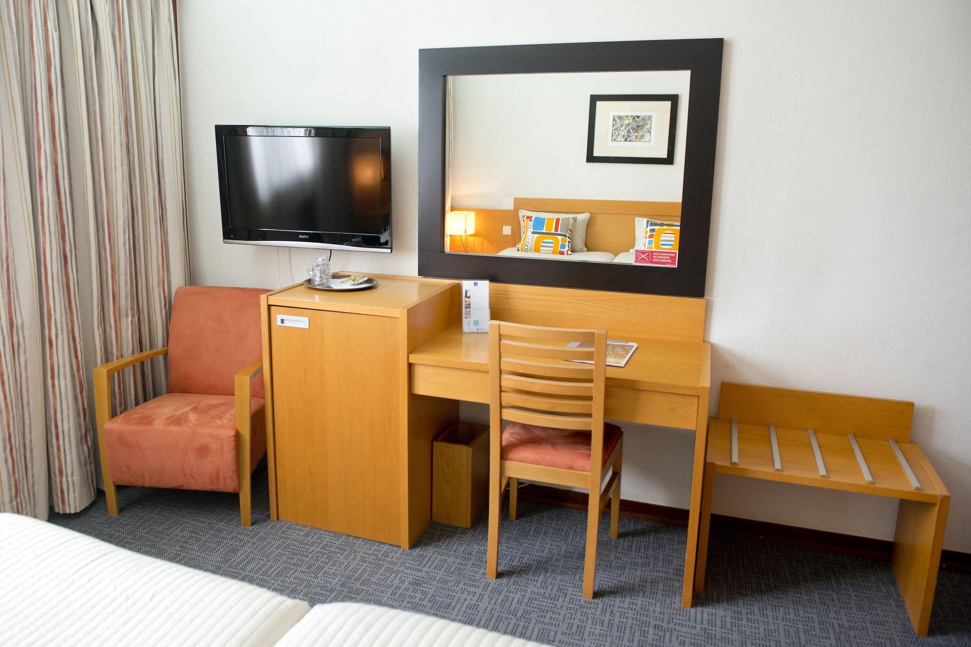Hotel Eurosol Leiria & Jardim Екстериор снимка