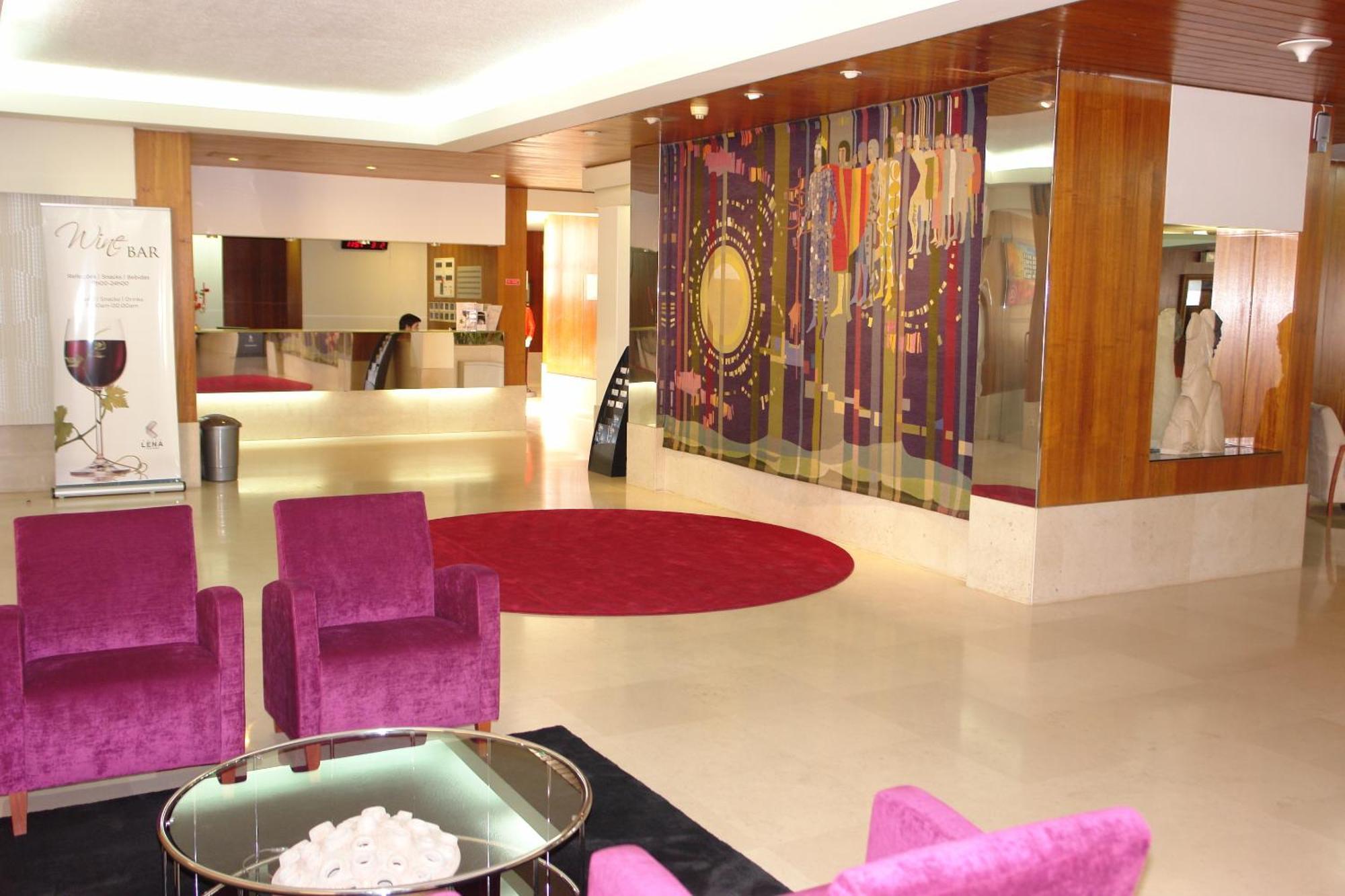 Hotel Eurosol Leiria & Jardim Екстериор снимка