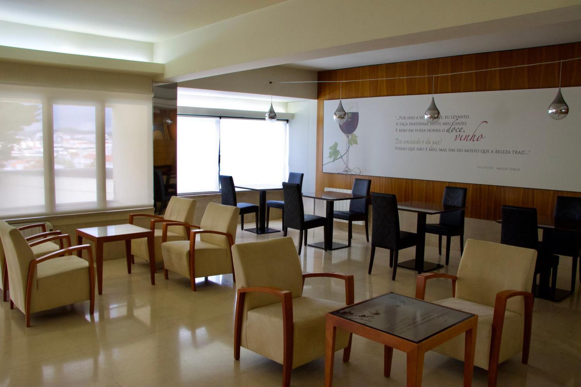 Hotel Eurosol Leiria & Jardim Екстериор снимка