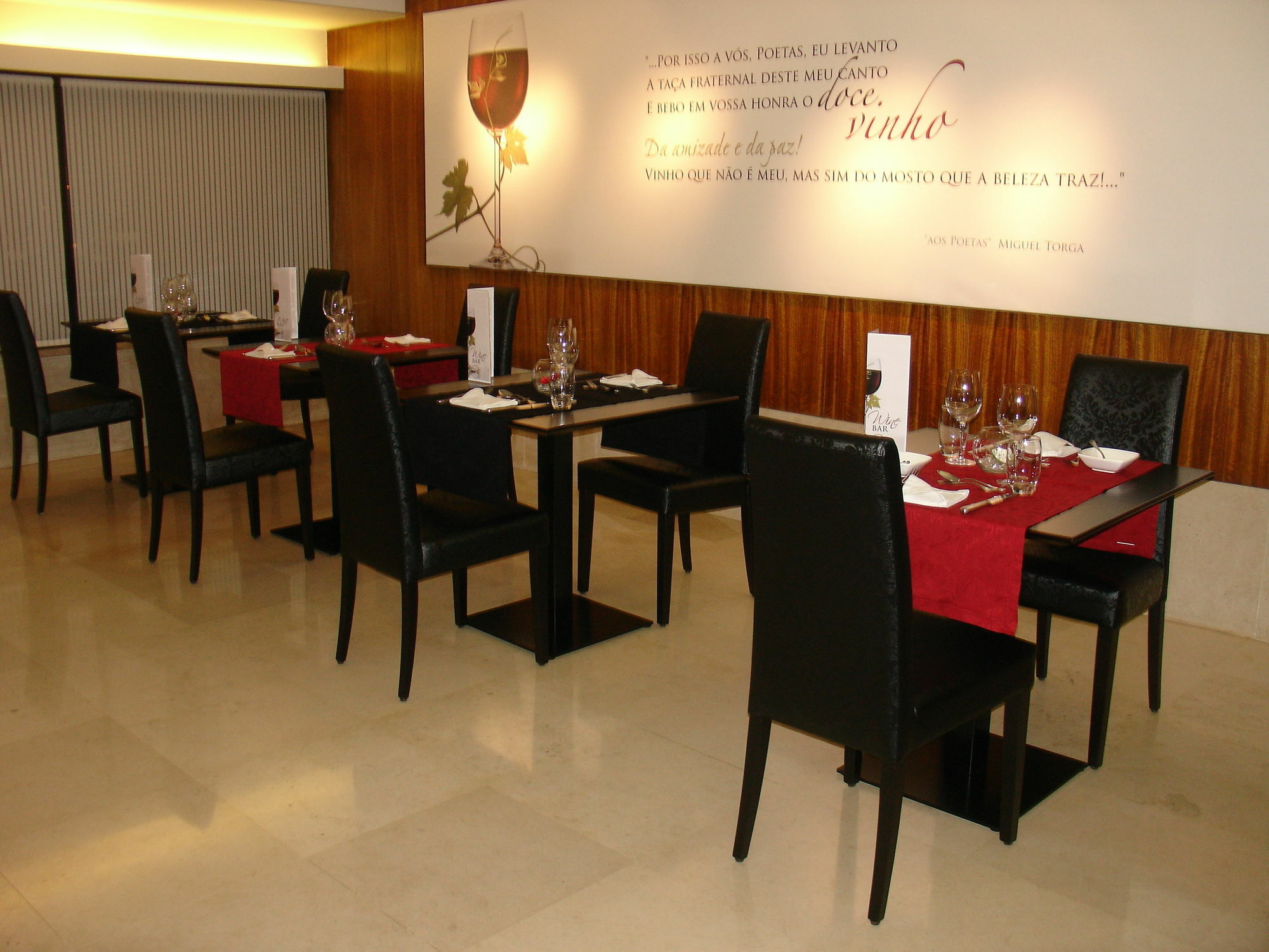 Hotel Eurosol Leiria & Jardim Екстериор снимка